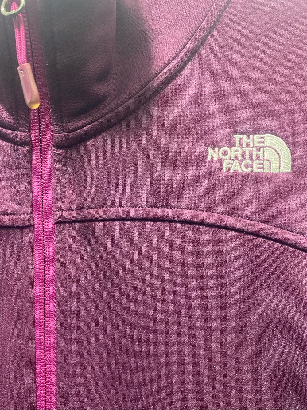 The North Face Plum Purple Agave Full Zip Fleece Jacket Women’s Medium
